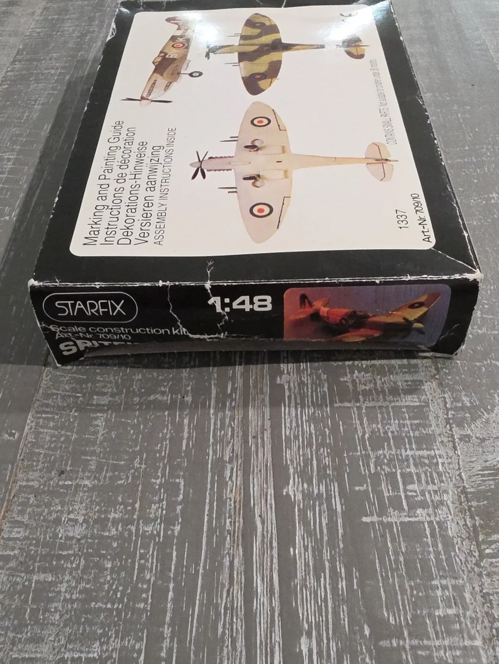Starfix 1:48 Scale Supermarine Spitfire Mk IX, Vintage Model Kit, WWII Fighter